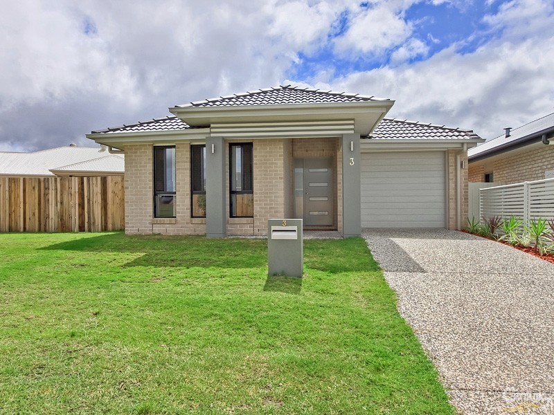 3 Ravensbourne Crescent, North Lakes QLD 4509