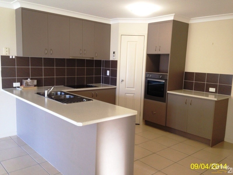 2 1-9 Moreton Downs Drive, Deception Bay QLD 4508
