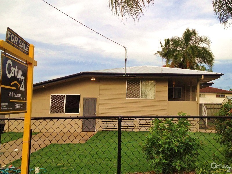 182 School Road, Kallangur QLD 4503
