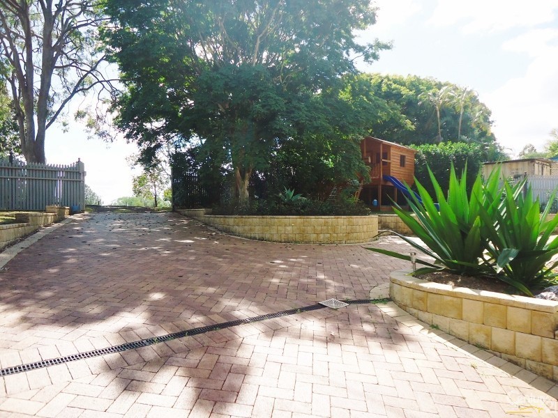 11 Duncombe Road, Narangba QLD 4504