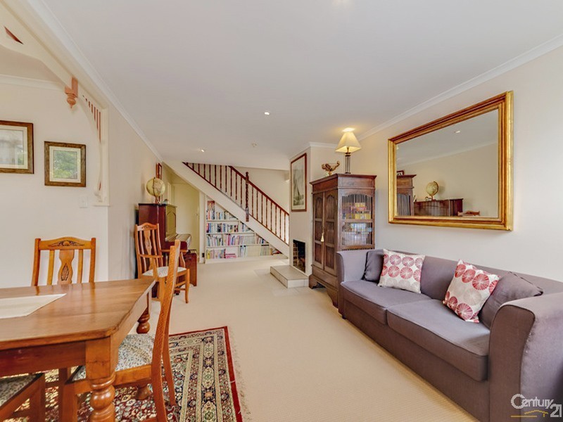 11 Duncombe Road, Narangba QLD 4504