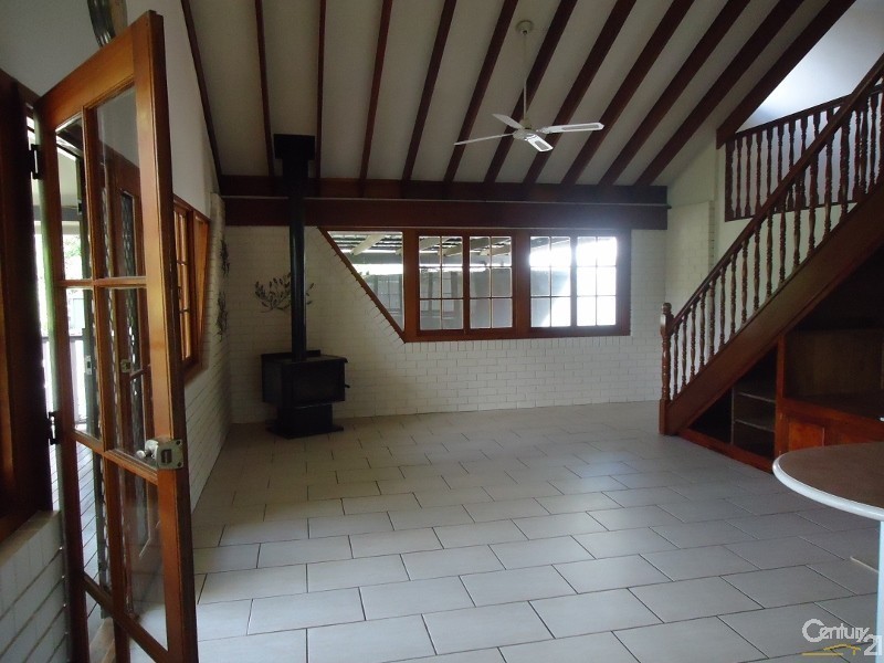 11 Duncombe Road, Narangba QLD 4504