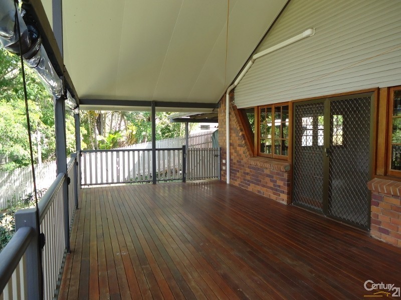 11 Duncombe Road, Narangba QLD 4504