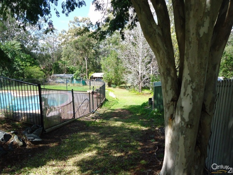 11 Duncombe Road, Narangba QLD 4504