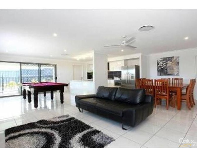 8 Highview Terrace, Murrumba Downs QLD 4503