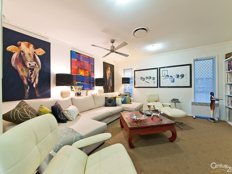 21 Warabi Crescent, North Lakes QLD 4509