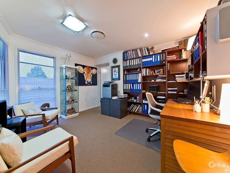 21 Warabi Crescent, North Lakes QLD 4509