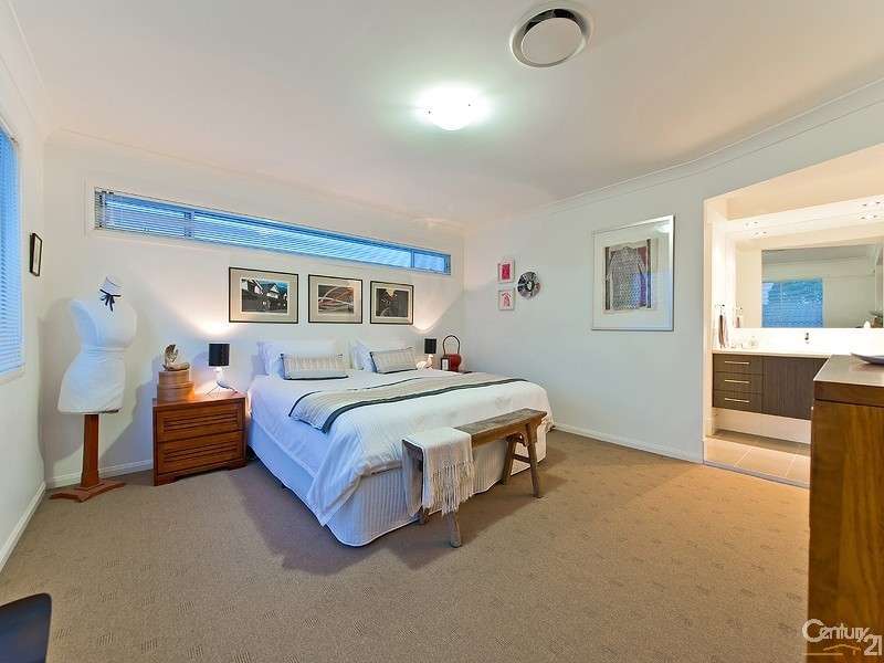 21 Warabi Crescent, North Lakes QLD 4509