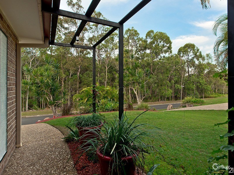 5 Chesterfield Drive, Murrumba Downs QLD 4503