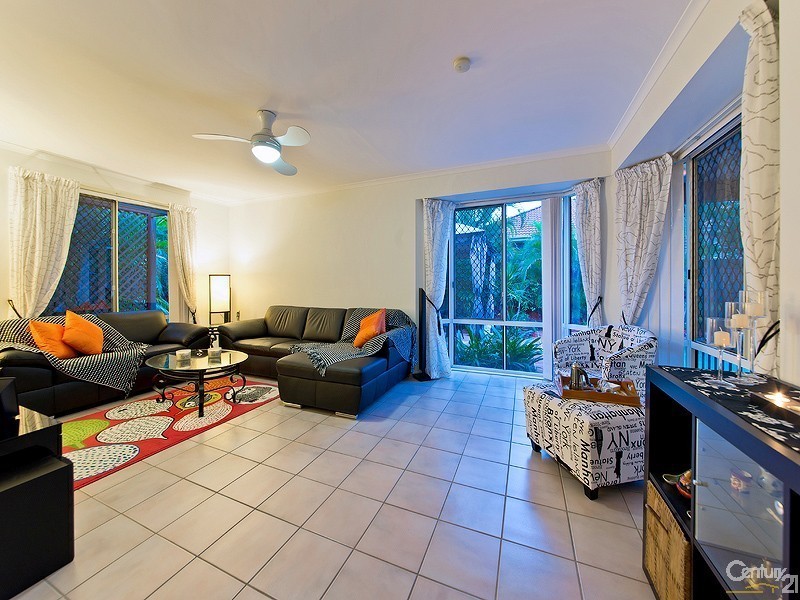 5 Chesterfield Drive, Murrumba Downs QLD 4503
