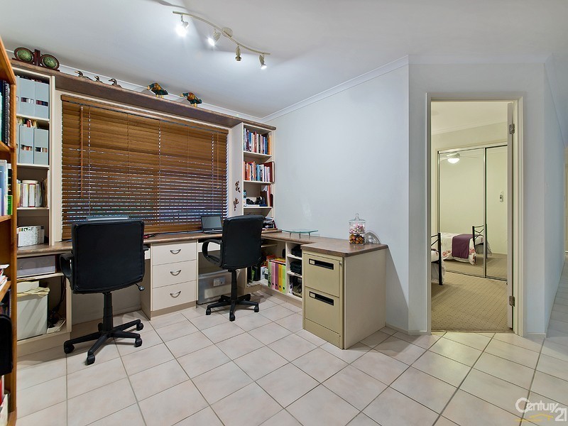 5 Chesterfield Drive, Murrumba Downs QLD 4503