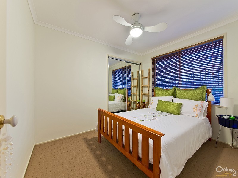 5 Chesterfield Drive, Murrumba Downs QLD 4503