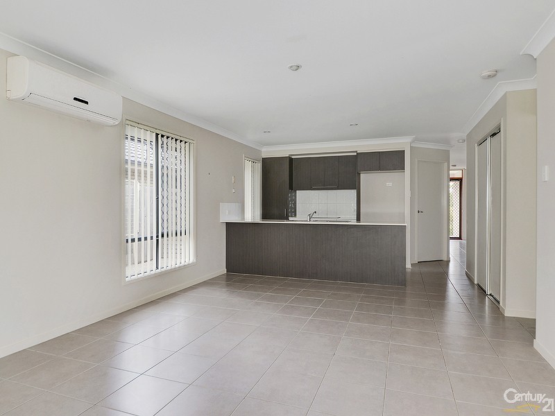 11 Melville Parade, North Lakes QLD 4509