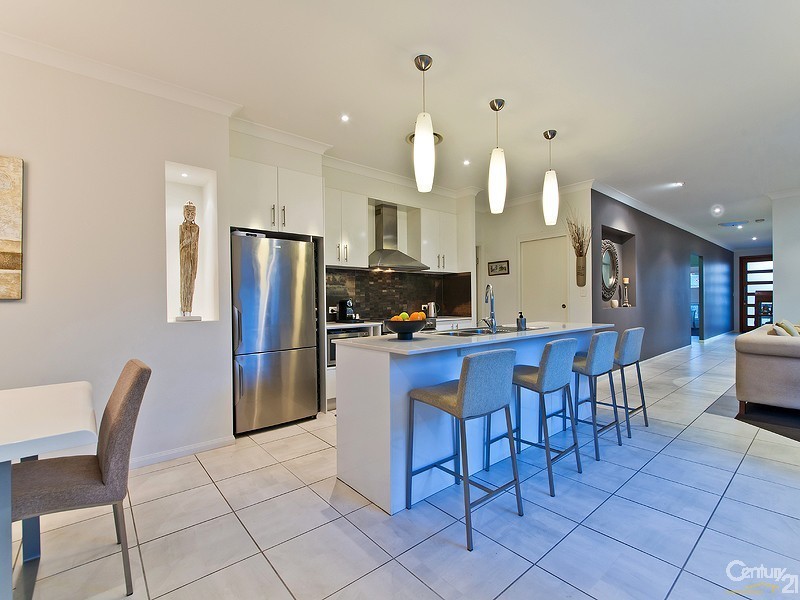 23 Kangaroo Street, North Lakes QLD 4509