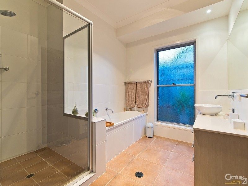 23 Kangaroo Street, North Lakes QLD 4509