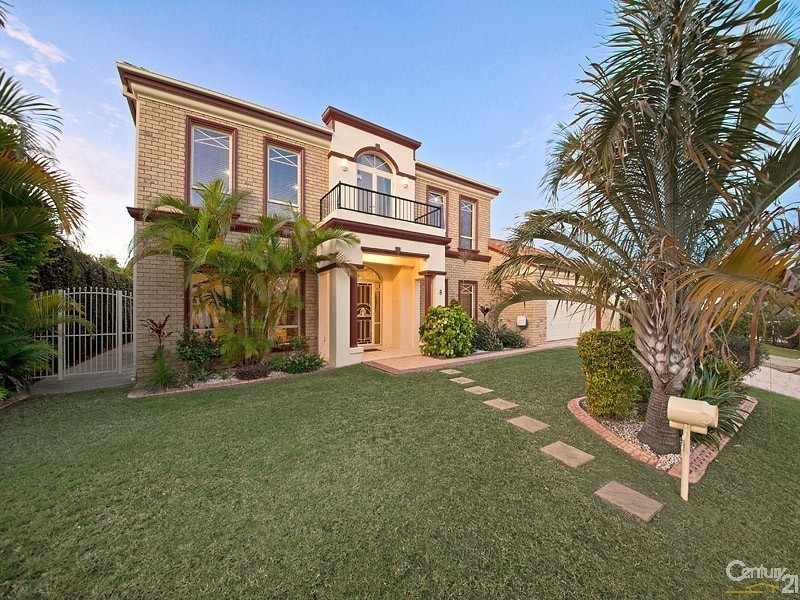 8 Lochern Court, North Lakes QLD 4509