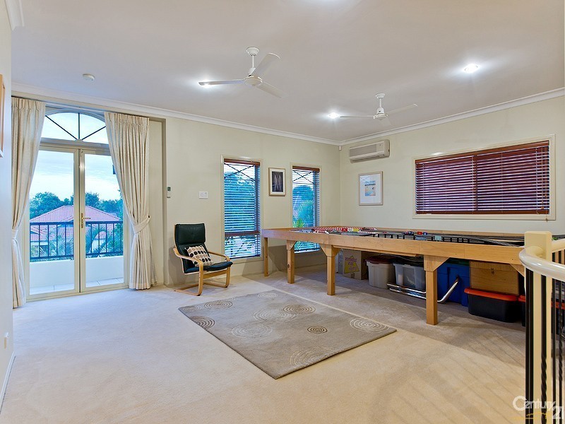 8 Lochern Court, North Lakes QLD 4509