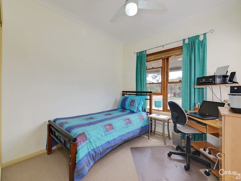 8 Glorious Court, North Lakes QLD 4509
