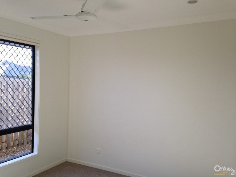 35 Denham Crescent, North Lakes QLD 4509