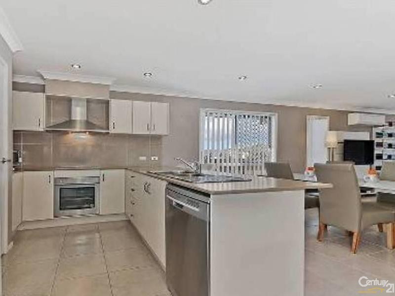 12 Petronas Street, North Lakes QLD 4509