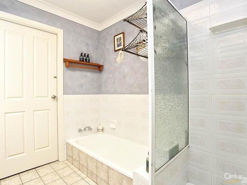 13 Duncombe Road, Narangba QLD 4504