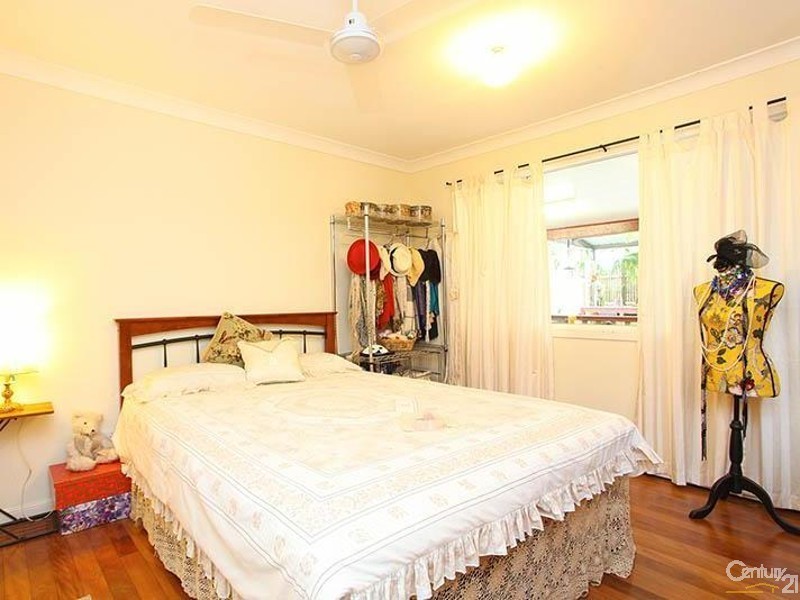 13 Duncombe Road, Narangba QLD 4504