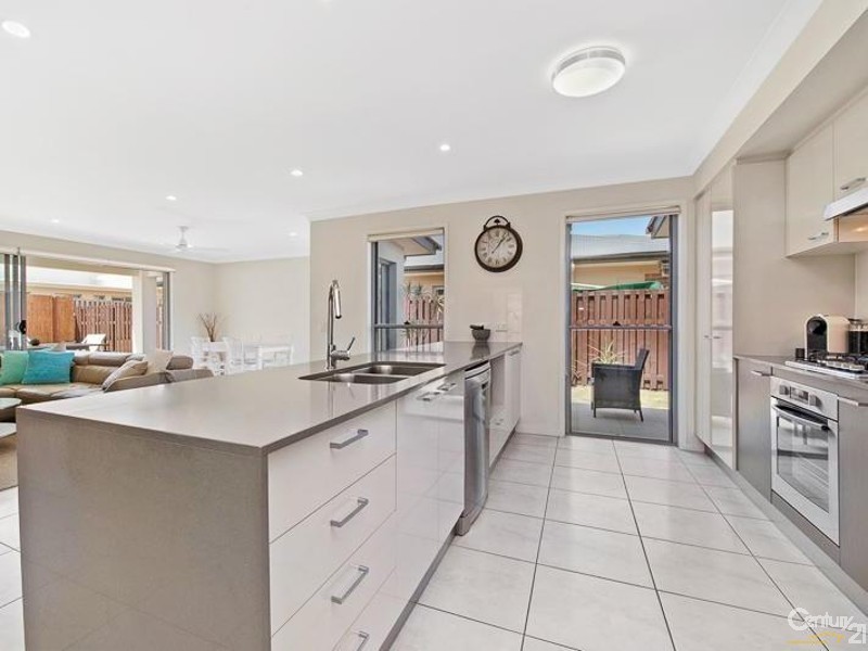 3 Park Vista Drive, Mango Hill QLD 4509