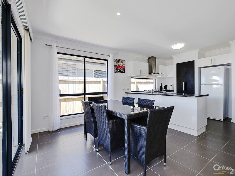 11 Borbidge Street, North Lakes QLD 4509
