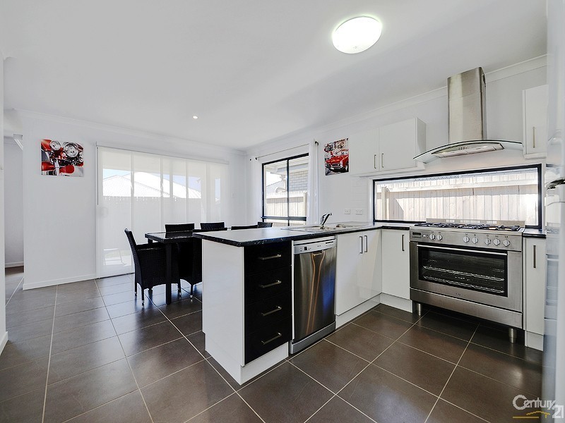 11 Borbidge Street, North Lakes QLD 4509