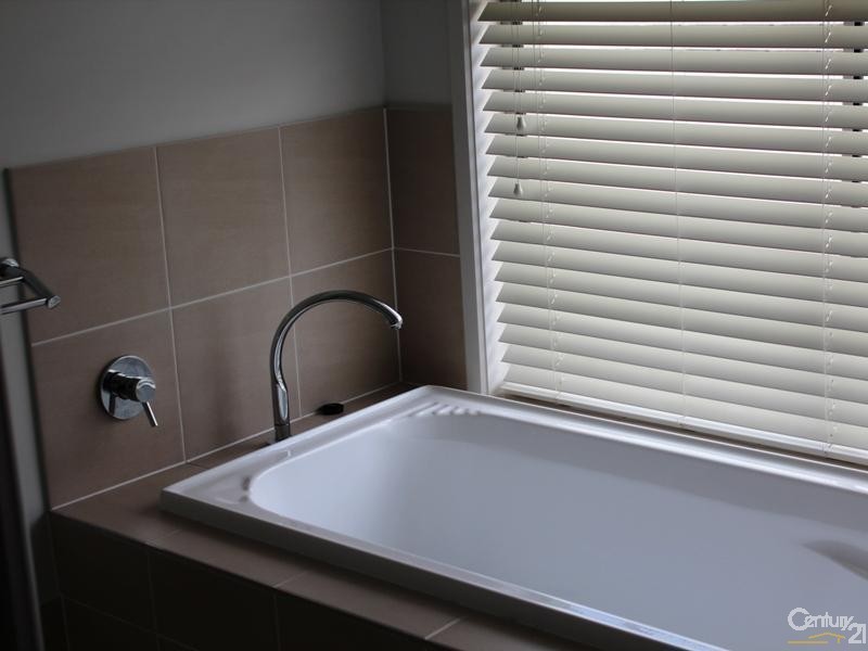 North Lakes QLD 4509