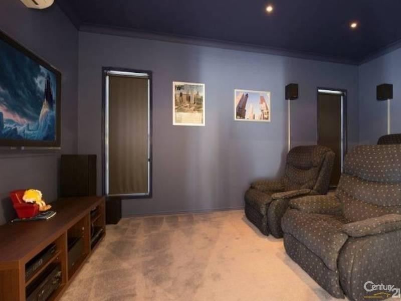11 Allenby Close, North Lakes QLD 4509