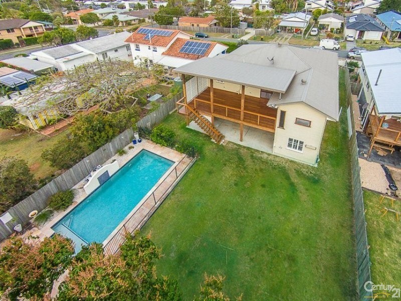 35 Turner Street, Scarborough QLD 4020