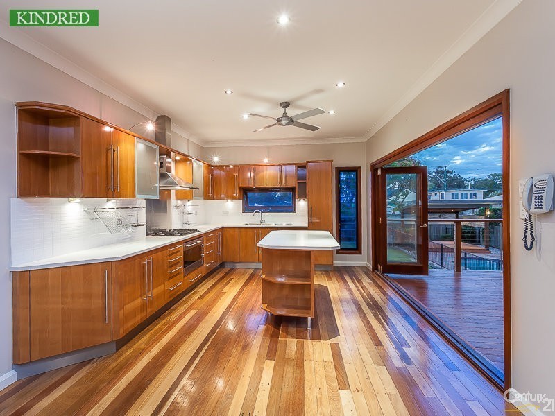 35 Turner Street, Scarborough QLD 4020