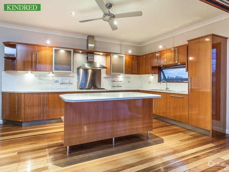 35 Turner Street, Scarborough QLD 4020