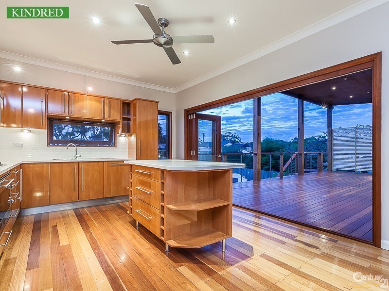 35 Turner Street, Scarborough QLD 4020