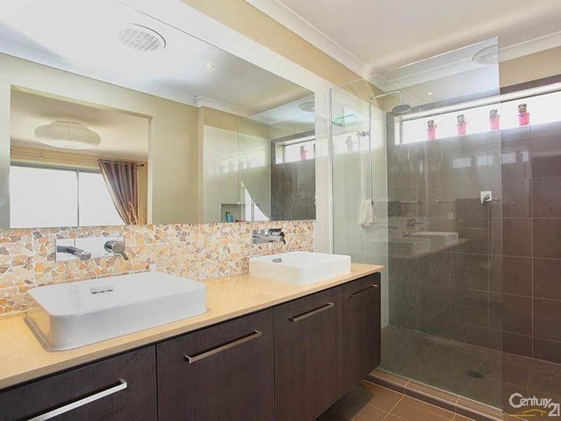 33 Morfontaine Street, North Lakes QLD 4509