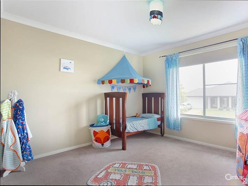 33 Morfontaine Street, North Lakes QLD 4509