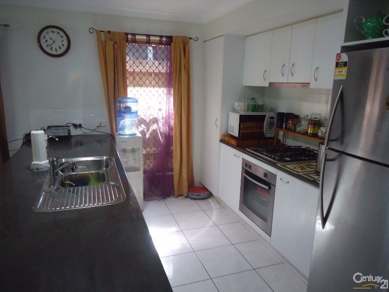 98 Olsen Circuit, Kallangur QLD 4503