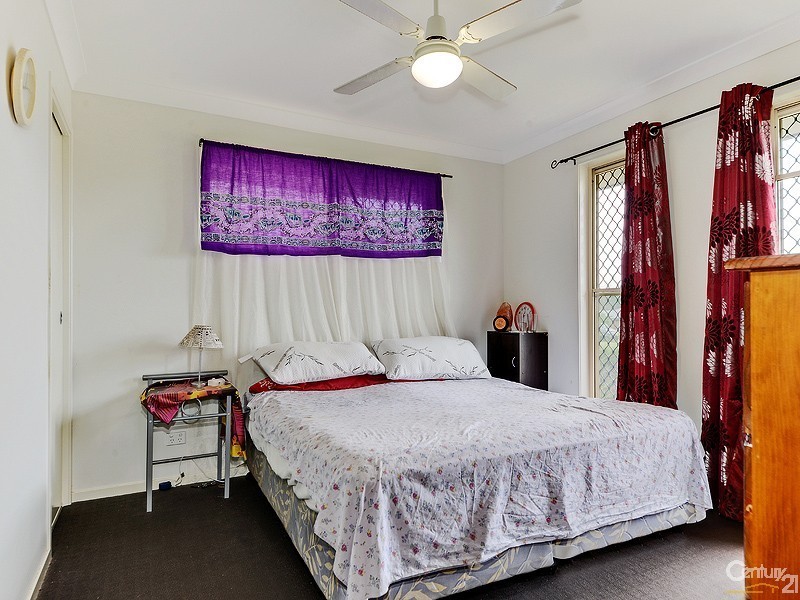 98 Olsen Circuit, Kallangur QLD 4503