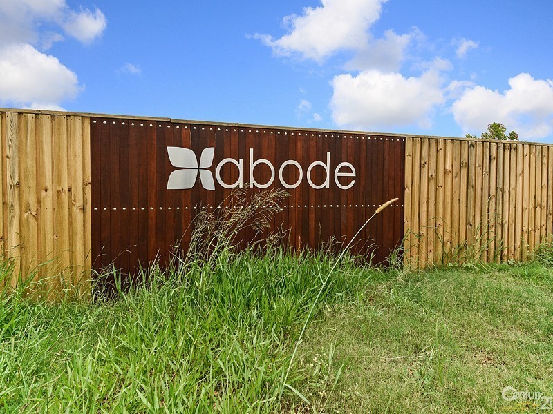 98 Olsen Circuit, Kallangur QLD 4503