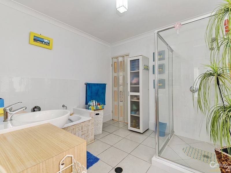 6 Nutmeg Drive, Griffin QLD 4503