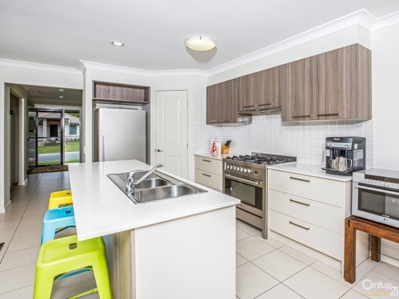 92 Nutmeg Drive, Griffin QLD 4503
