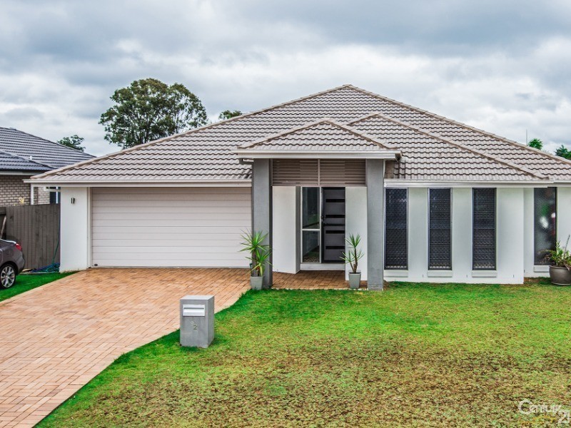 92 Nutmeg Drive, Griffin QLD 4503
