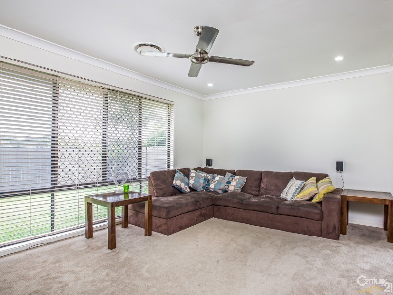 92 Nutmeg Drive, Griffin QLD 4503