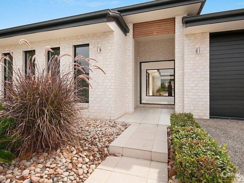 17 Quoll Circuit, North Lakes QLD 4509