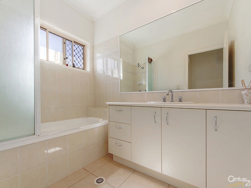 16 Brockman Street, North Lakes QLD 4509