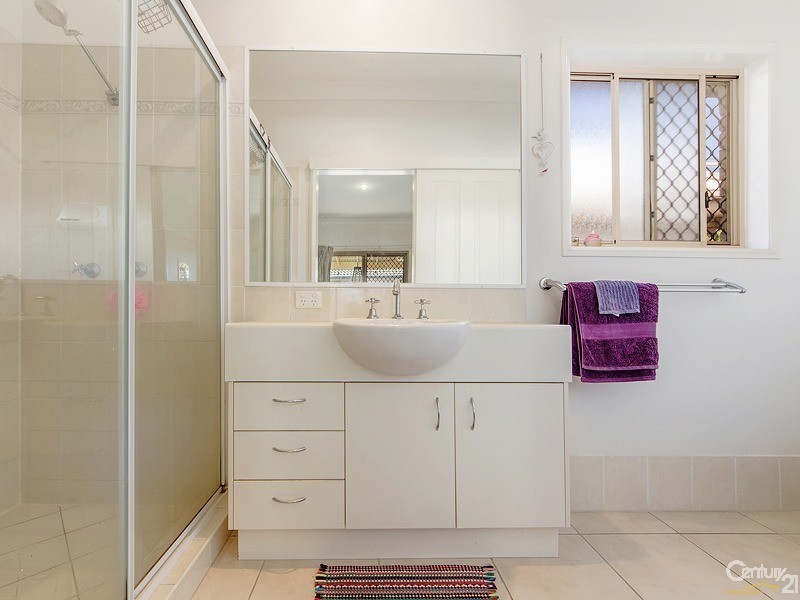 16 Brockman Street, North Lakes QLD 4509