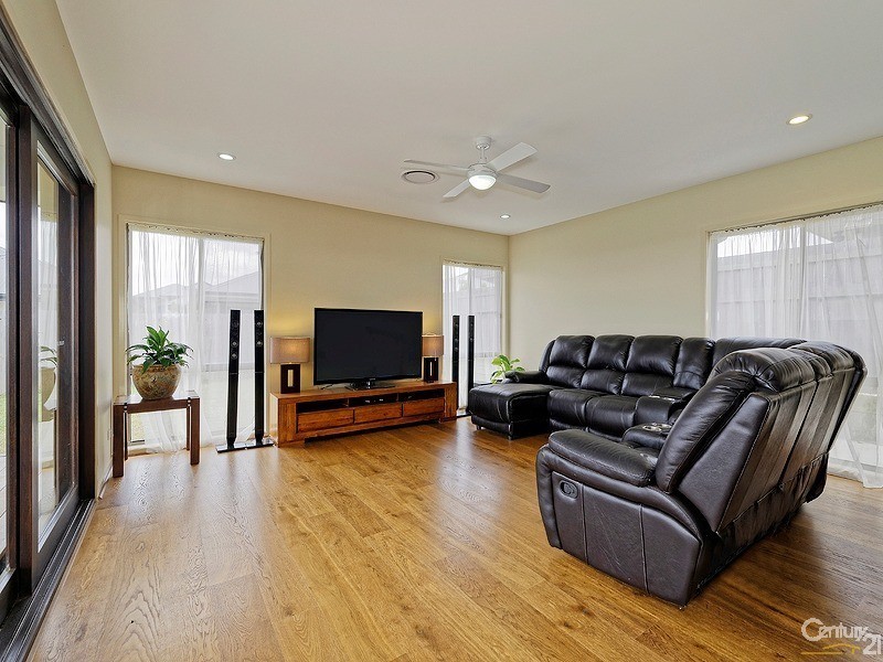 141 Nicklaus Parade, North Lakes QLD 4509