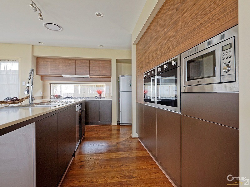 141 Nicklaus Parade, North Lakes QLD 4509