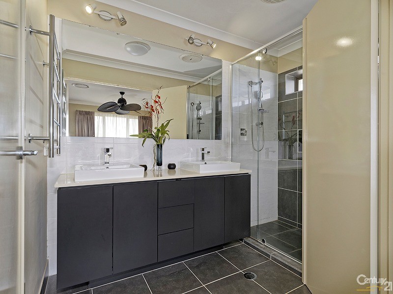 141 Nicklaus Parade, North Lakes QLD 4509